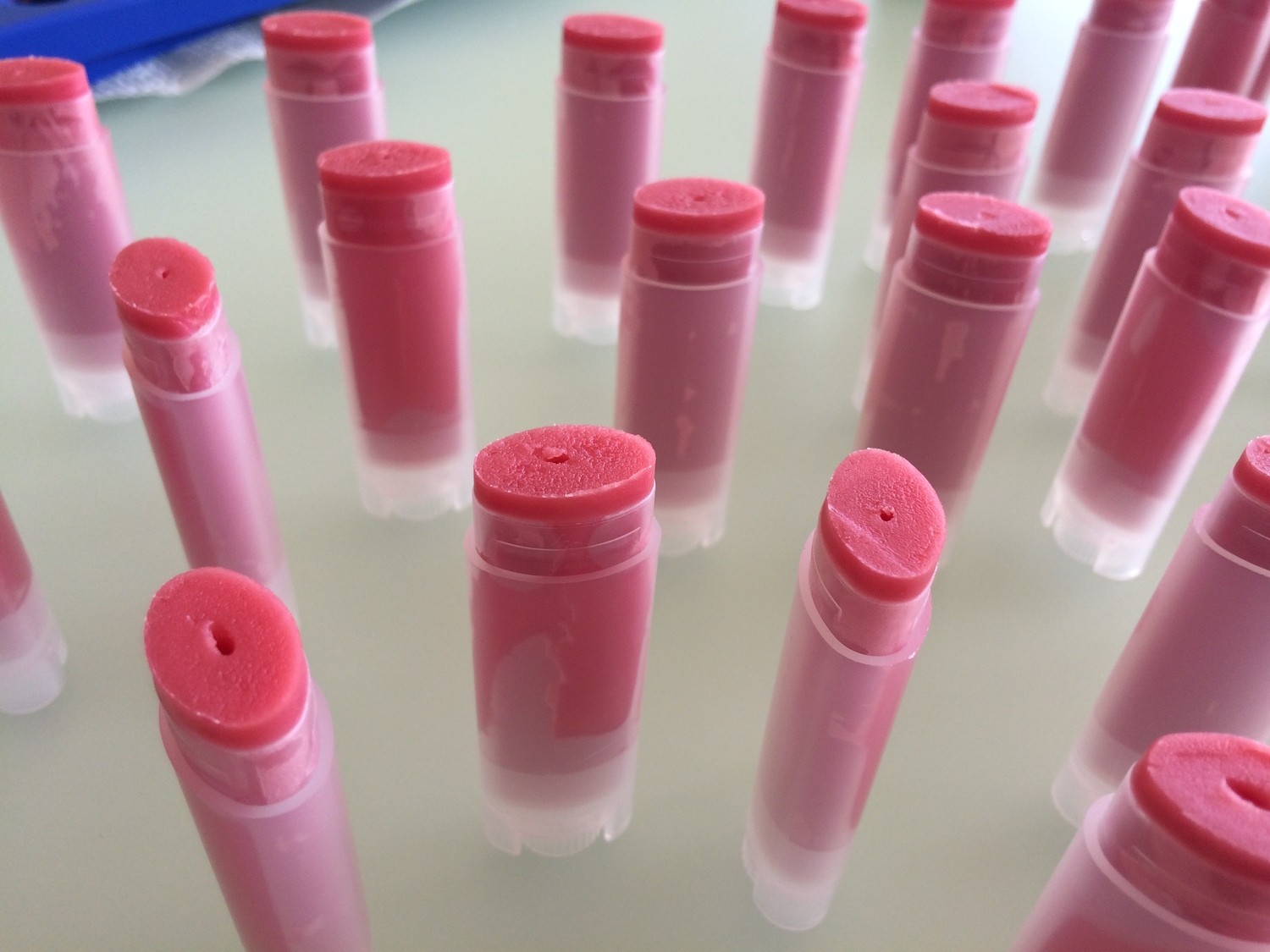 Blushed Lip Balm Lavender & Lemon (Bright Pink) Blushed Lip Balm Lavender & Lemon (Bright Pink)